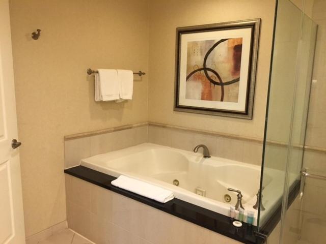Mgm Signature Condo Hotel By Owner - No Resort Fee !! لاس فيغاس المظهر الخارجي الصورة